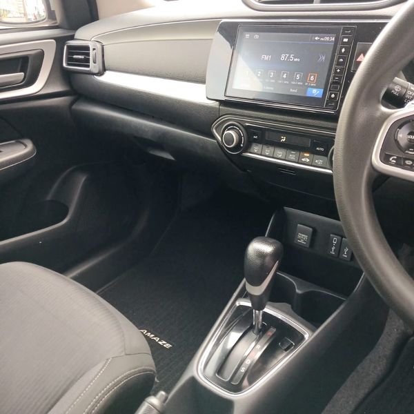 2022-Honda-Amaze-12-Comfort-Auto image:7