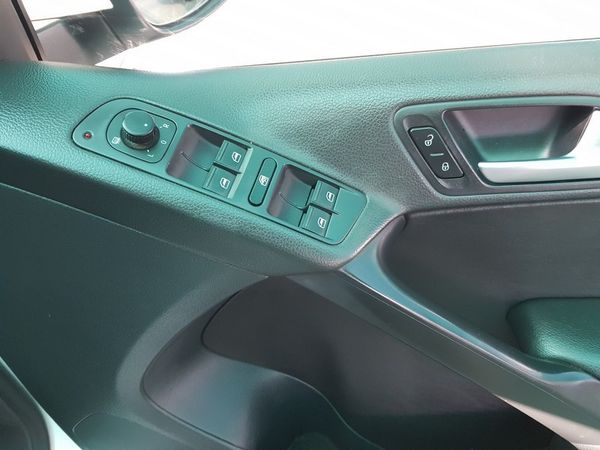 2015-Volkswagen-Tiguan-20-TDI-Bluemotion-Trend-Fun image:9