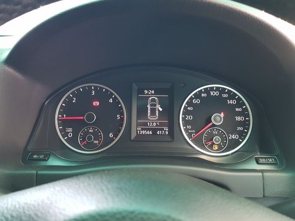 2015-Volkswagen-Tiguan-20-TDI-Bluemotion-Trend-Fun image:12