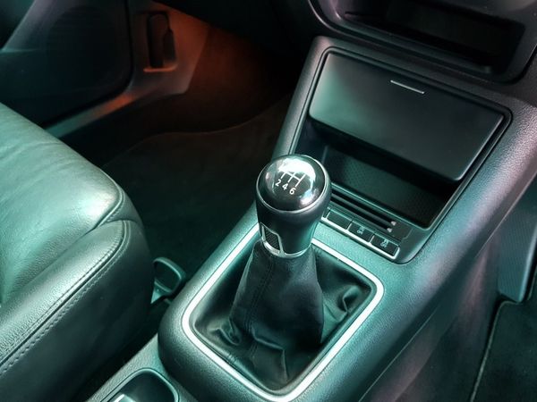 2015-Volkswagen-Tiguan-20-TDI-Bluemotion-Trend-Fun image:14