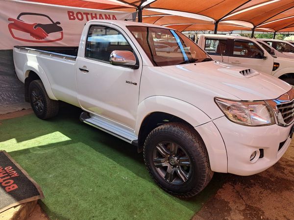 2014-Toyota-Hilux-30-D-4D-Raider-Raised-Body-Single-Cab image:3