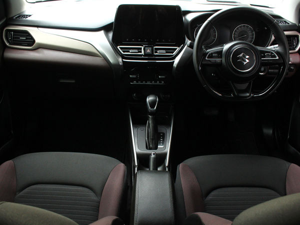 2024-Suzuki-Fronx-15-GLX-Auto image:6