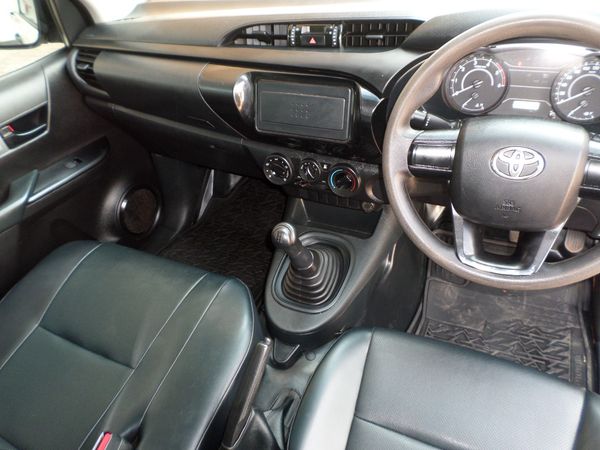 2024-Toyota-Hilux-24-GD-Single-Cab image:10