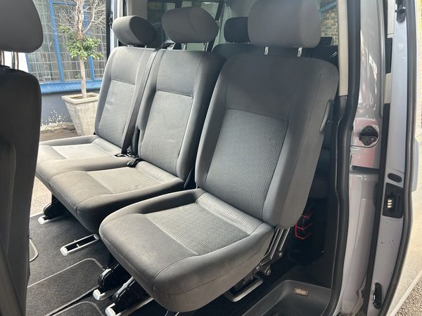 2008-Volkswagen-Kombi-19-TDI image:9