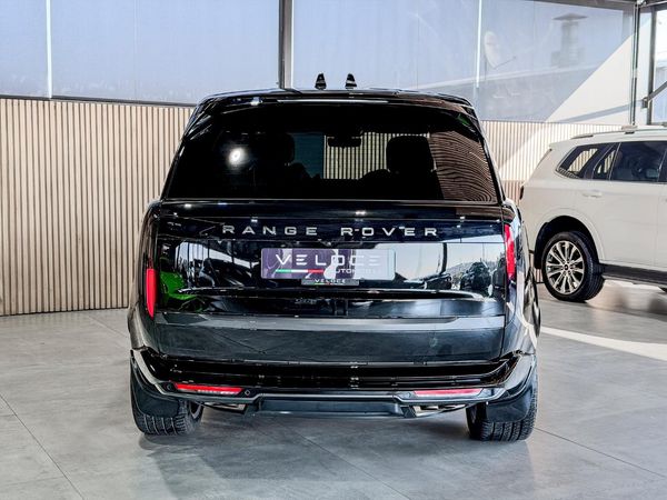 2023-Land-Rover-Range-Rover-44-LWB-Autobiography image:4