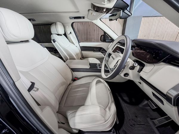 2023-Land-Rover-Range-Rover-44-LWB-Autobiography image:7