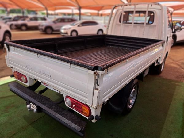 2014-Hyundai-H100-Bakkie-26D-Dropside image:11