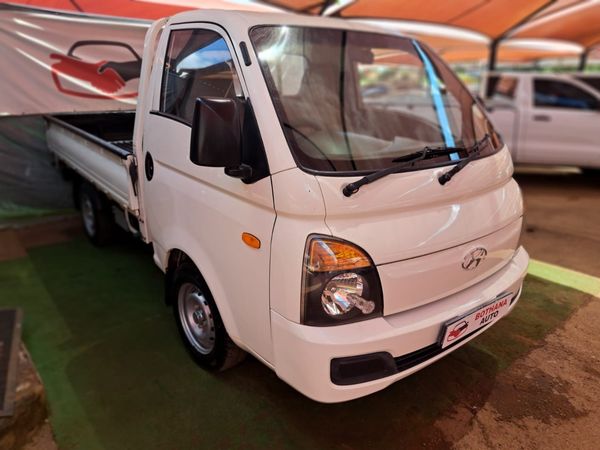 2014-Hyundai-H100-Bakkie-26D-Dropside image:1