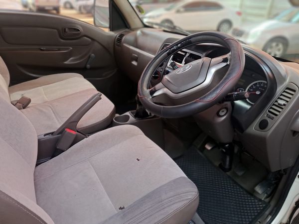 2014-Hyundai-H100-Bakkie-26D-Dropside image:4