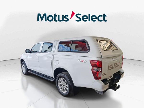 2023-Isuzu-D-Max-19-DDI-LS-4x4-Auto-Double-Cab image:4