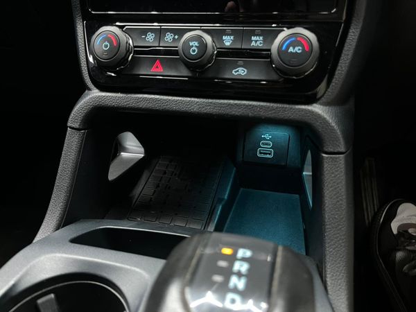 2024-Ford-Ranger-20-Bi-Turbo-Wildtrak-Double-Cab-Auto image:8