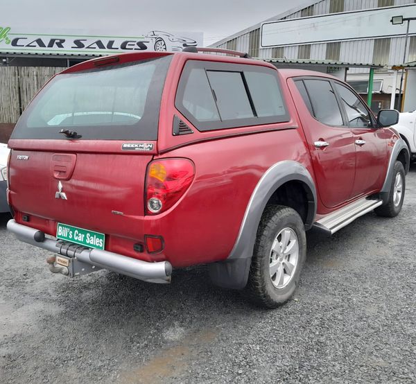 2009-Mitsubishi-Triton-25-DI-D-4x4-Double-Cab image:2