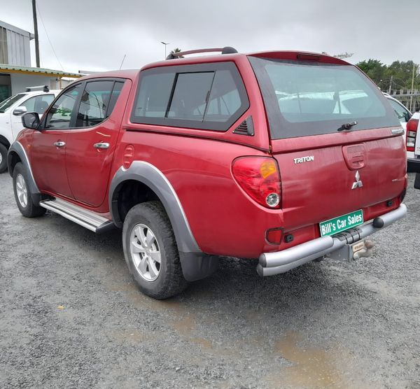 2009-Mitsubishi-Triton-25-DI-D-4x4-Double-Cab image:3