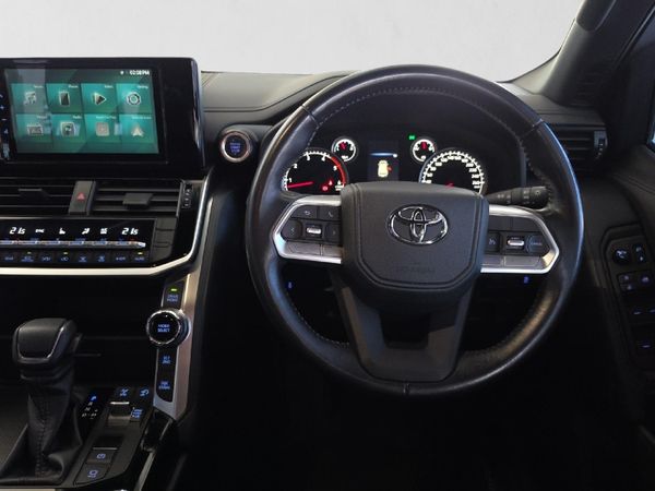 2023-Toyota-Land-Cruiser-300-V6-33-D-GX-R image:13