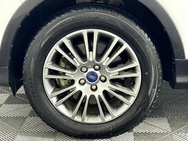 2013-Ford-Kuga-16-EcoBoost-Trend-AWD-Auto image:4