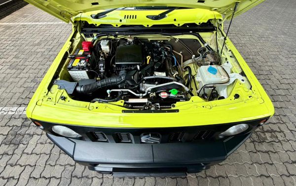 2022-Suzuki-Jimny-15-GL-Auto image:10