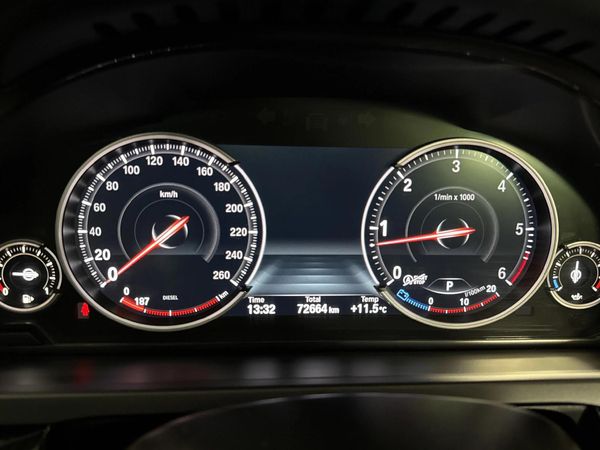 2015-BMW-7-Series-730d-M-Sport image:2