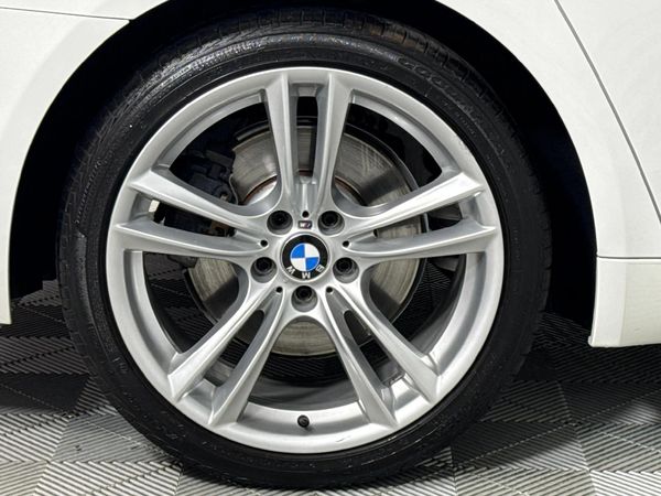 2015-BMW-7-Series-730d-M-Sport image:7