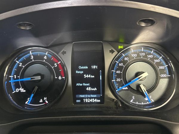 2021-Toyota-Hilux-28-GD-6-Raised-Body-Legend-4x4-Extended-Cab image:2