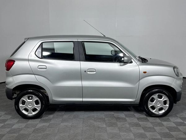 2022-Suzuki-S-Presso-10-GL-Auto image:16