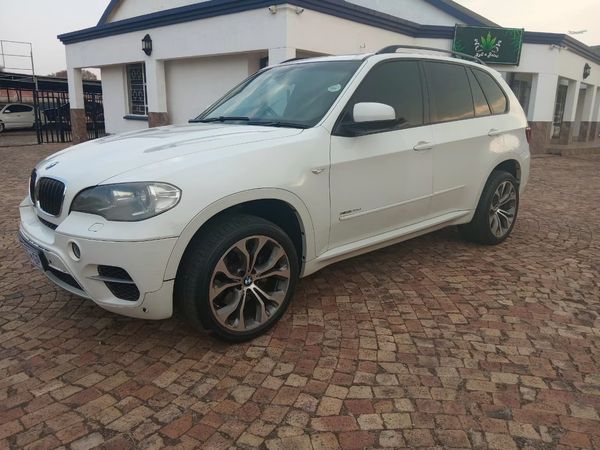 2011-BMW-X5-xDrive30d-Innovation-Auto image:1