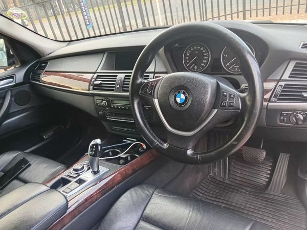 2011-BMW-X5-xDrive30d-Innovation-Auto image:5