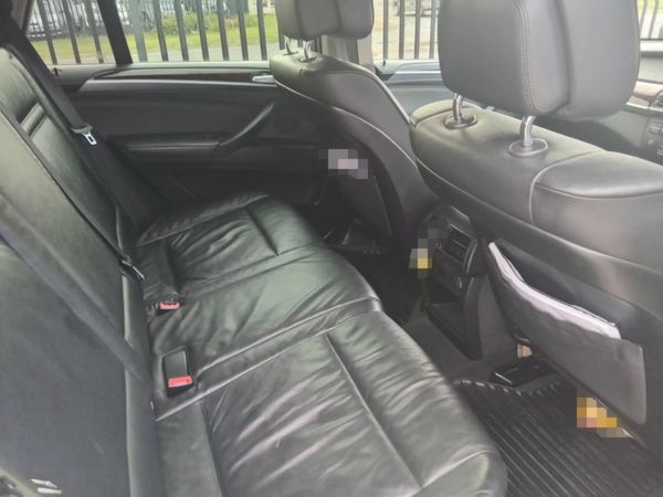 2011-BMW-X5-xDrive30d-Innovation-Auto image:7