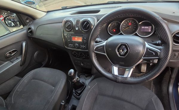2018-Renault-Sandero-900T-Expression image:6