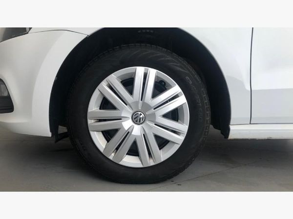 2020-Volkswagen-Polo-Vivo-14-Trendline-5-dr image:24