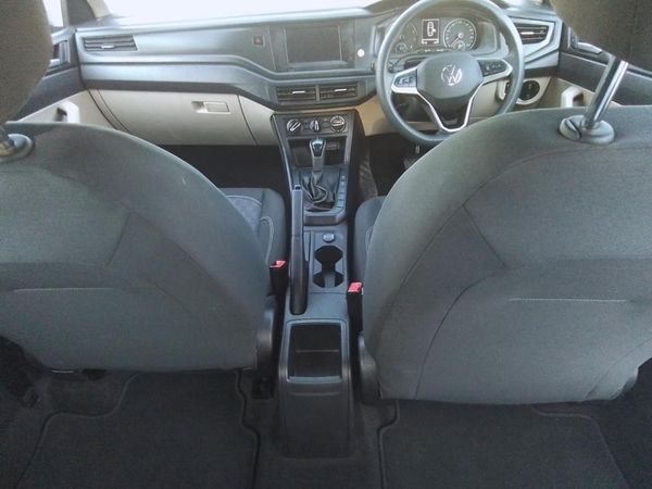2024-Volkswagen-Polo-16-Classic-Auto image:17
