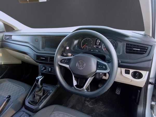 2024-Volkswagen-Polo-16-Classic-Auto image:8