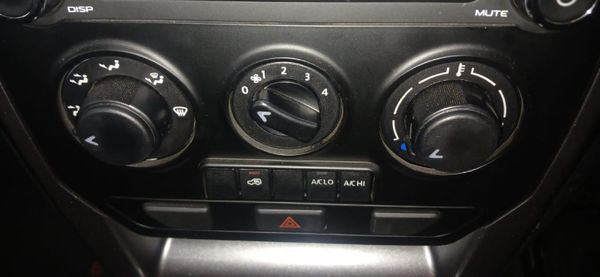 2024-Mahindra-Pik-Up-22CRDe-Single-Cab-S6-Karoo image:20