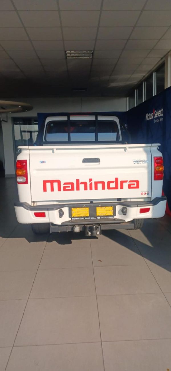 2024-Mahindra-Pik-Up-22CRDe-Single-Cab-S6-Karoo image:5
