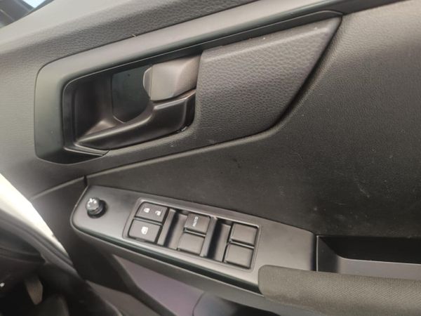 2025-Isuzu-D-Max-19-DDI-HR-L-Auto-Double-Cab image:16