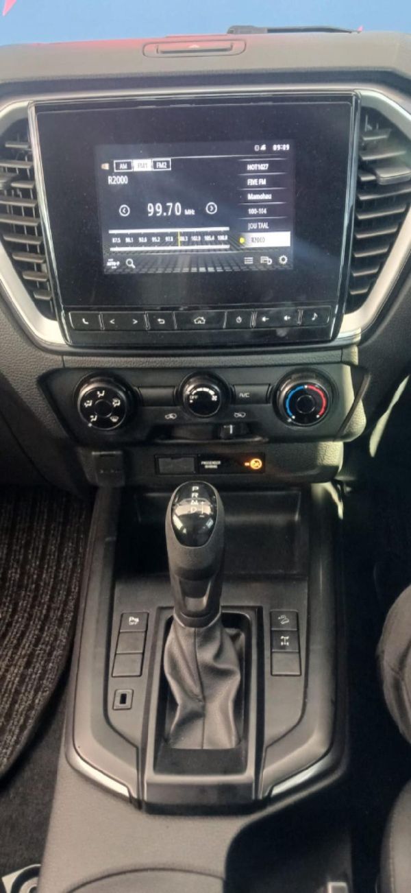 2025-Isuzu-D-Max-19-DDI-HR-L-Auto-Double-Cab image:20