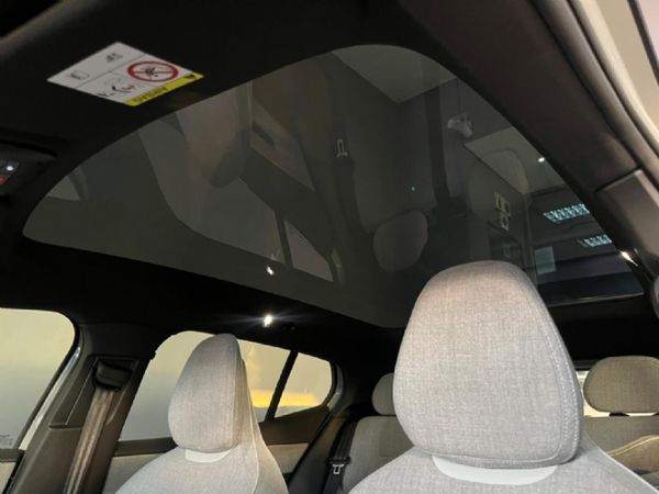 2025-Volvo-EX30-Ultra-Twin-Motor-Performance image:8