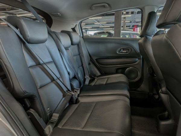 2020-Honda-HR-V-18-Elegance-Auto image:9