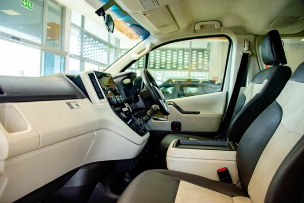 2019-Toyota-Quantum-28-GL-11-seat image:5