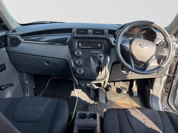 2021-Mahindra-KUV-100-12-K2-Dare image:17