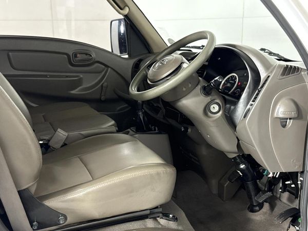 2024-Hyundai-H100-Bakkie-26D-Dropside image:5