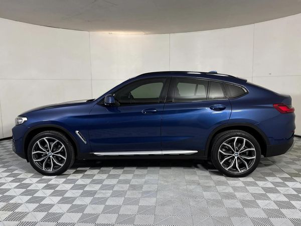 2022-BMW-X4-xDrive20d image:19