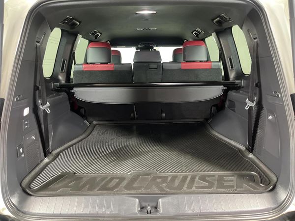 2024-Toyota-Land-Cruiser-300-V6-33-D-GR-S image:14