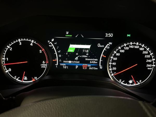 2024-Toyota-Land-Cruiser-300-V6-33-D-GR-S image:2