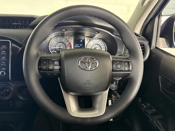 2023-Toyota-Hilux-24-GD-6-Raised-Body-Raider-Auto-Double-Cab image:10