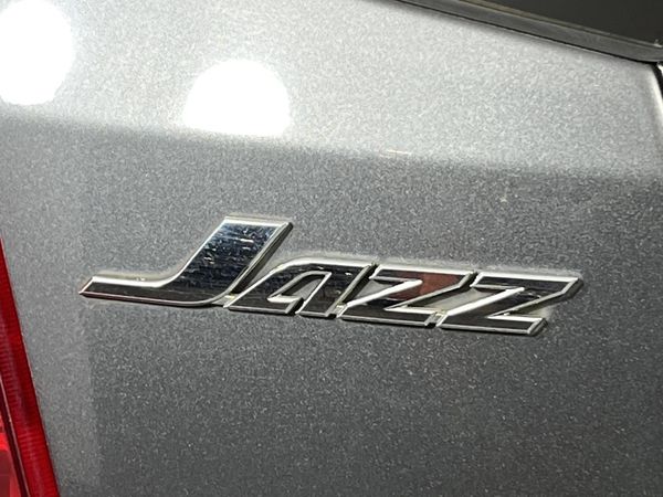 2014-Honda-Jazz-15-Elegance-Auto image:11