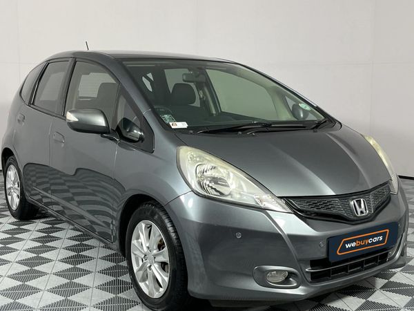 2014-Honda-Jazz-15-Elegance-Auto image:15