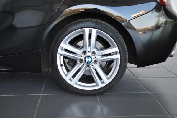 2013-BMW-1-Series-125i-5-dr-M-Sport-Auto image:9