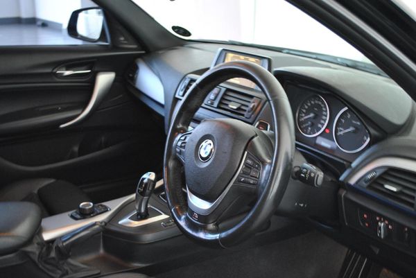 2013-BMW-1-Series-125i-5-dr-M-Sport-Auto image:10