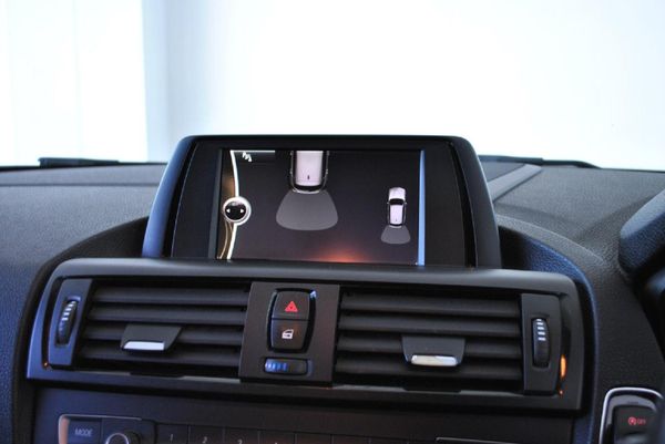 2013-BMW-1-Series-125i-5-dr-M-Sport-Auto image:12