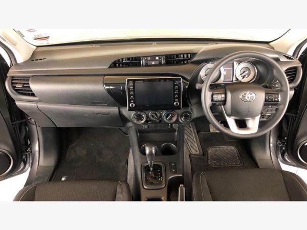 2025-Toyota-Hilux-24-GD-6-Raider-4x4-Auto-Double-Cab image:26